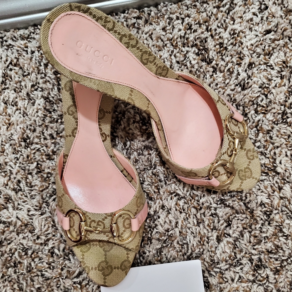 GUCCI sandals